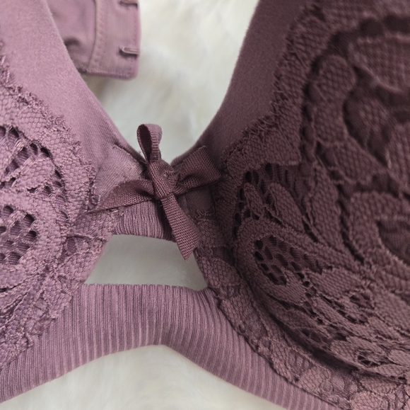 Victoria's Secret Bra, dusty rose, 34D - Picture 2 of 4